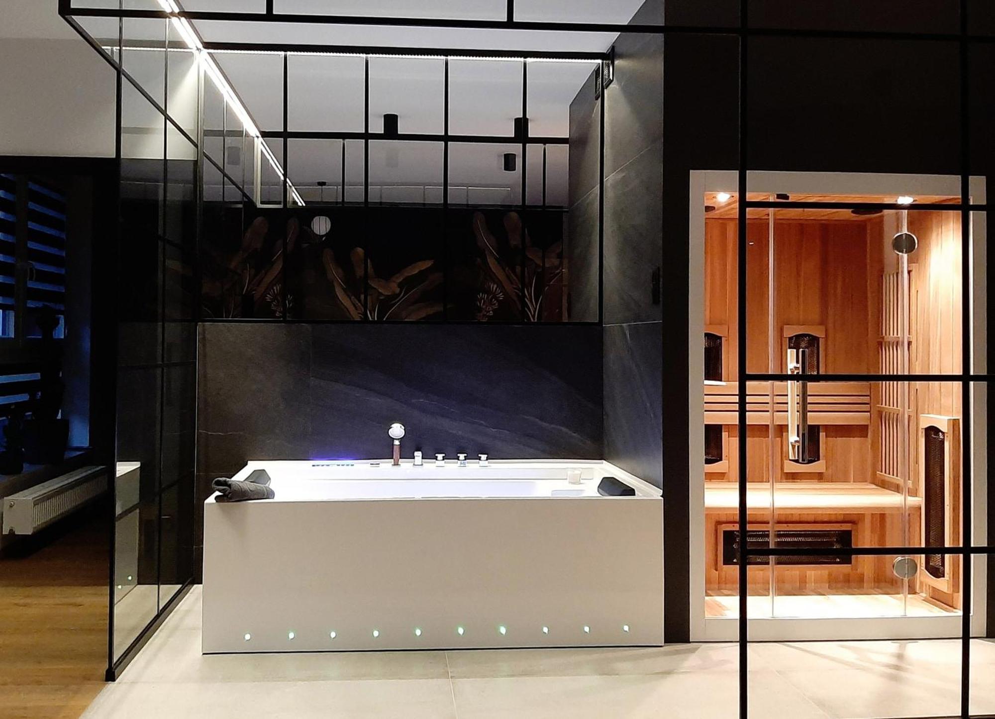 Jacuzzi - Relax Apartament *